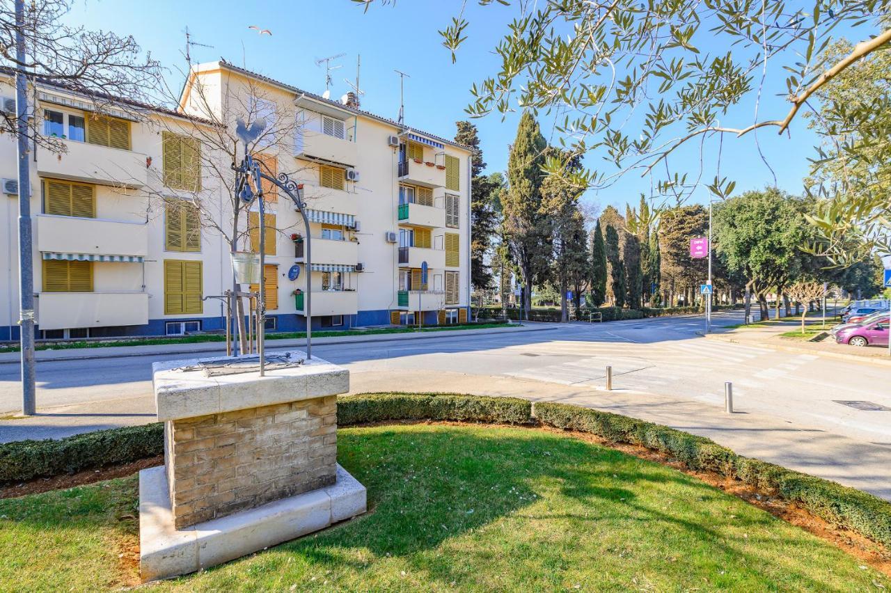 Premium Apartment Peschiera Porec Exterior photo