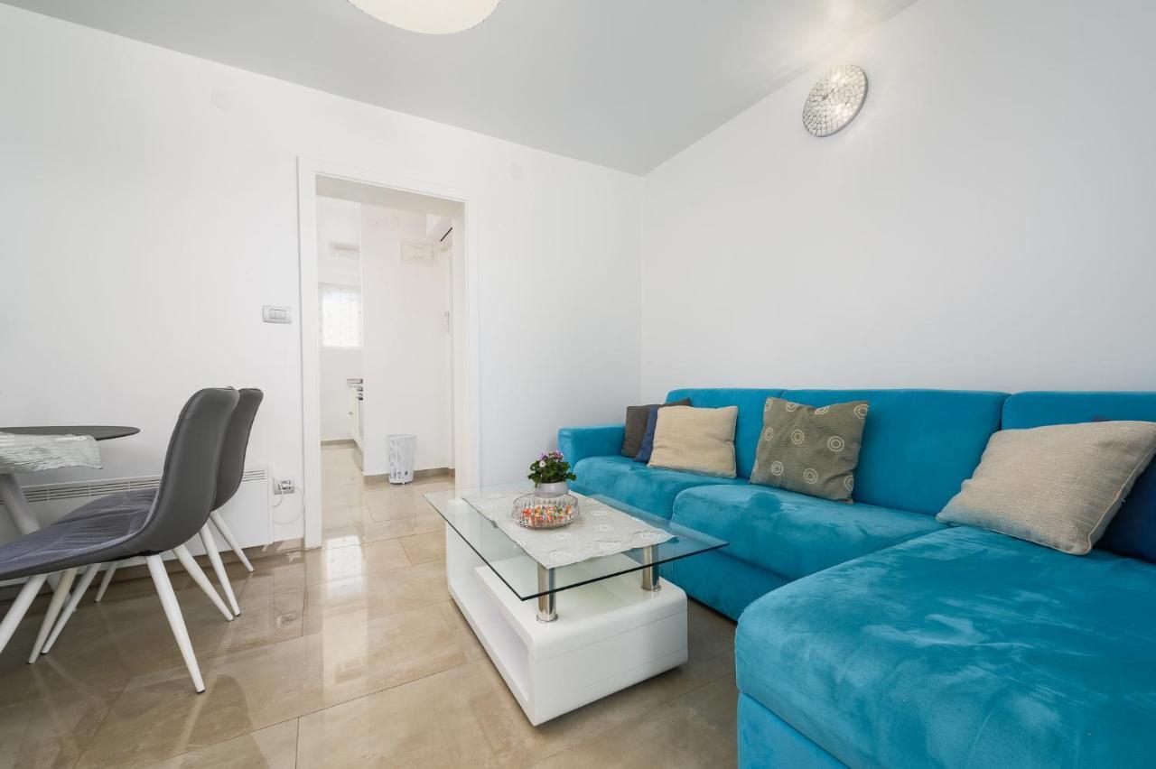 Premium Apartment Peschiera Porec Exterior photo